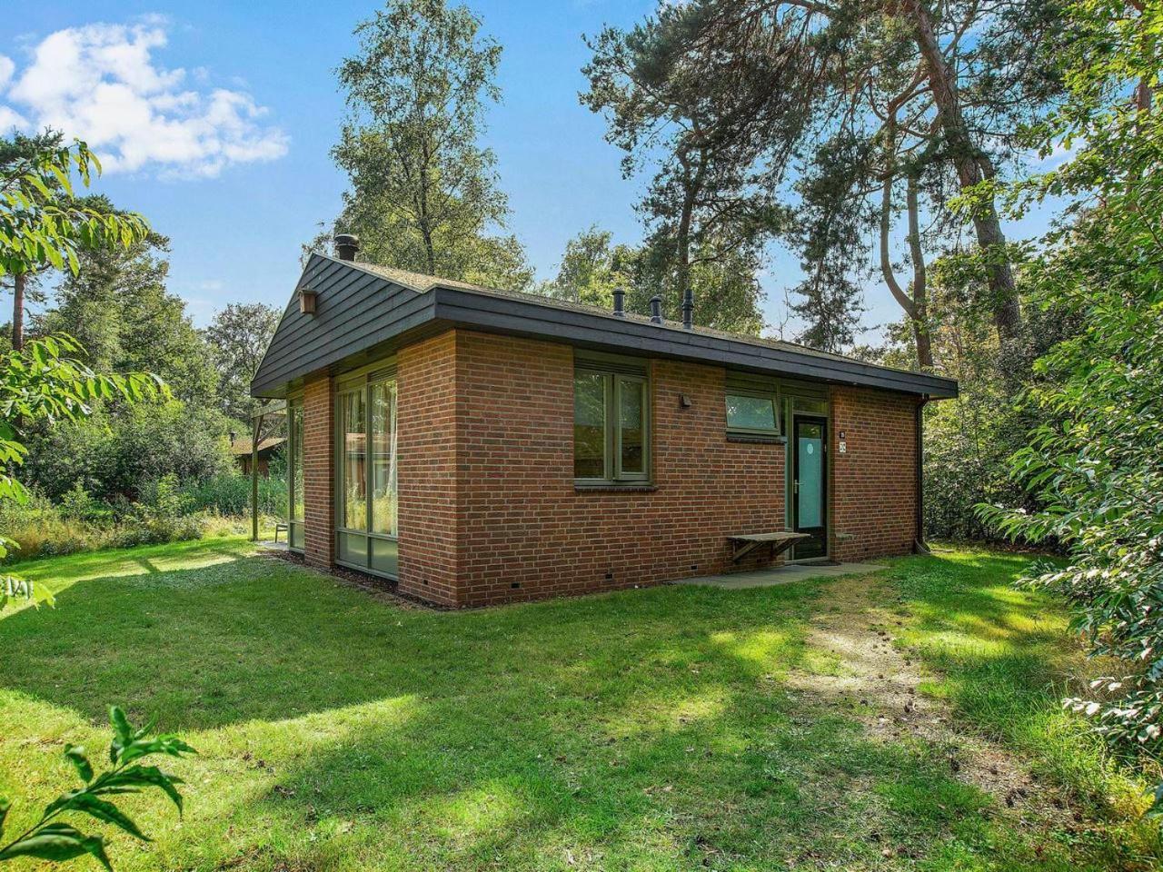 Luxury 4-Person Bungalow In The Holiday Park Landal Twenhaarsveld ホルテン 部屋 写真